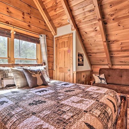 Cozy Cabin With Hot Tub In The Heart Of Pigeon Forge Vila Exterior foto