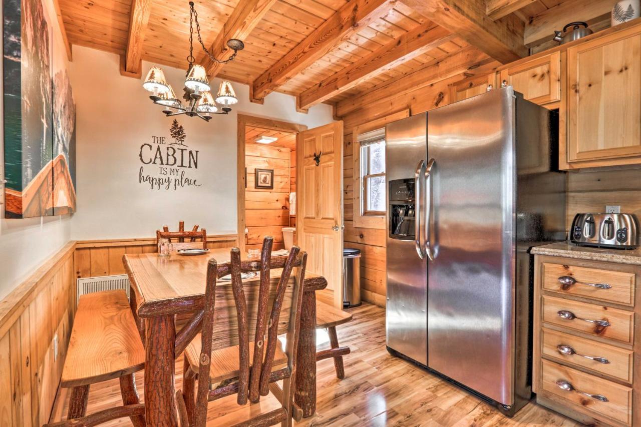 Cozy Cabin With Hot Tub In The Heart Of Pigeon Forge Vila Exterior foto